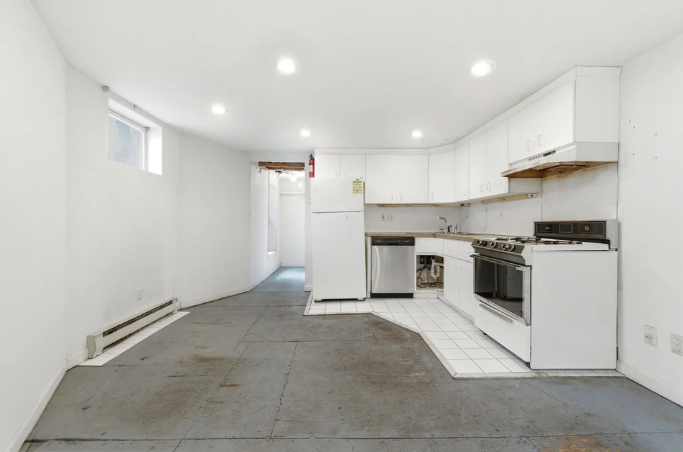 Unit for sale at 29-31 Washburn Ave, Cambridge, MA 02140