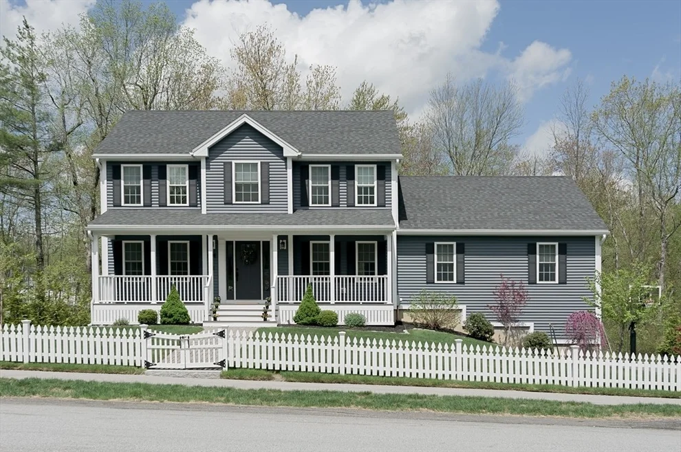 Unit for sale at 64 Woodside Ave, Rutland, MA 01543