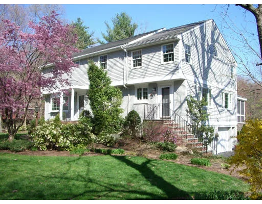 Unit for sale at 82 Shady Hill Rd, Weston, MA 02493