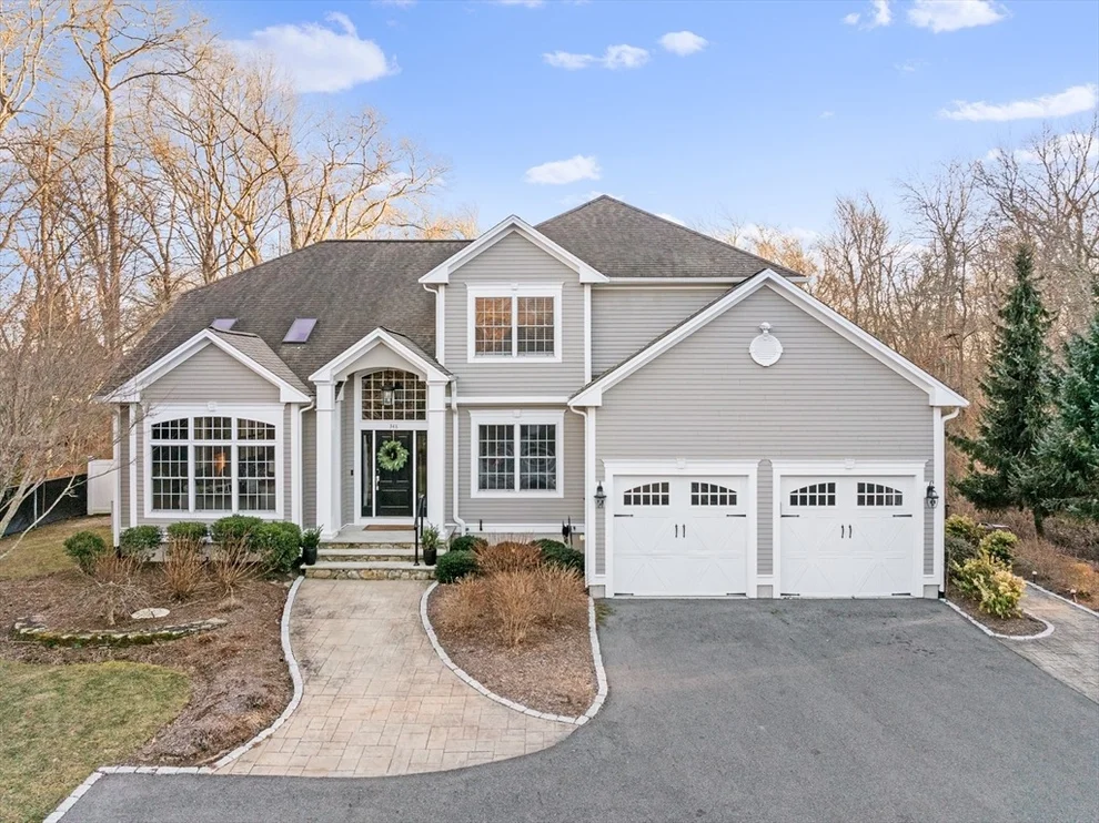Unit for sale at 348 Carroll St, Dartmouth, MA 02747