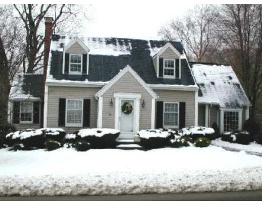 Unit for sale at 194 Hopedale Street, Hopedale, MA 01747