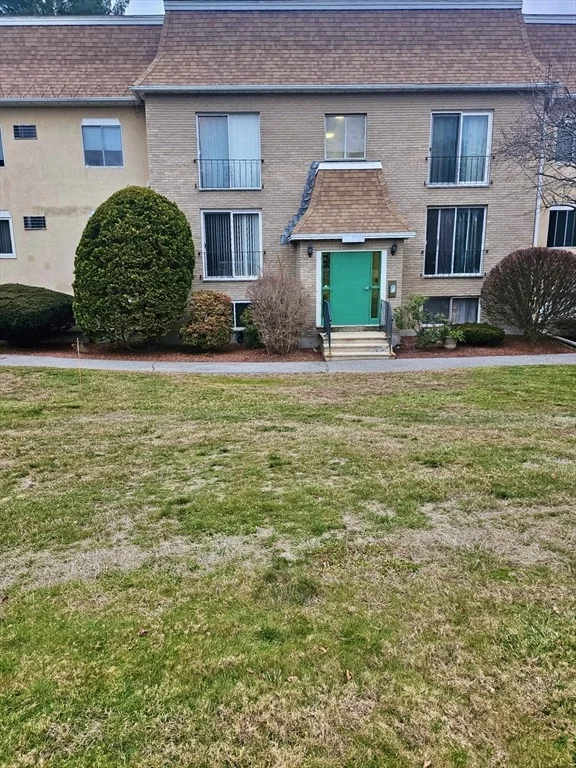 Unit for sale at 220 Swanson, Boxborough, MA 01719