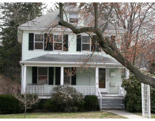 Unit for sale at 202 North St, Hingham, MA 02043