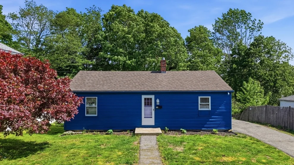 Unit for sale at 26 Sixteenth, Haverhill, MA 01830