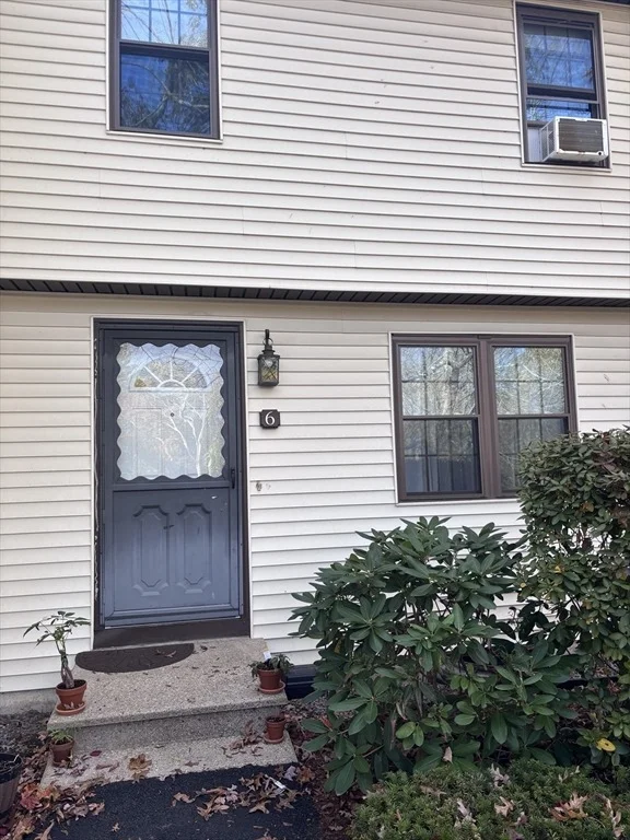 Unit for sale at 931 Methuen St, Dracut, MA 01826