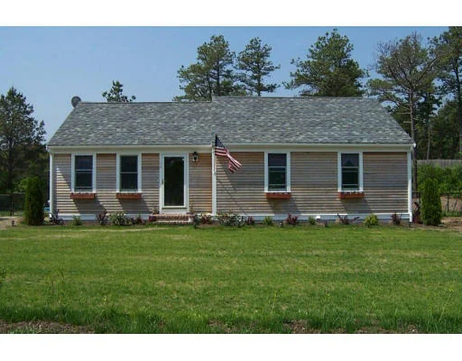 Unit for sale at 40 Garrett Place, Plymouth, MA 02360