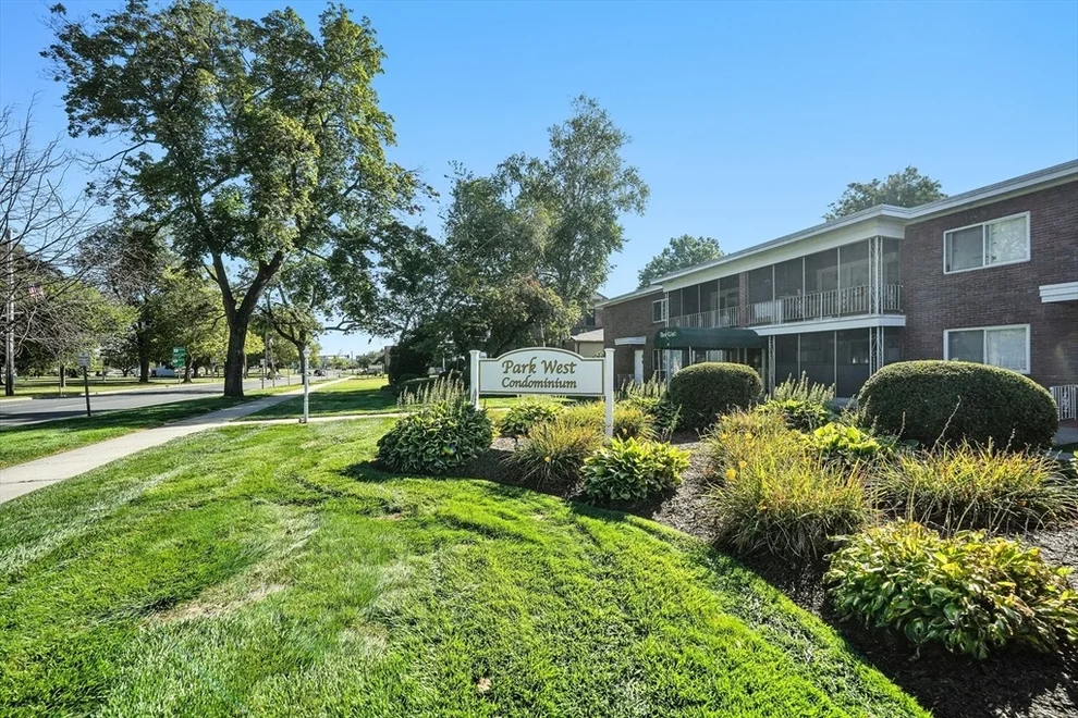 Unit for sale at 27 Park Ave Court, West Springfield, MA 01089