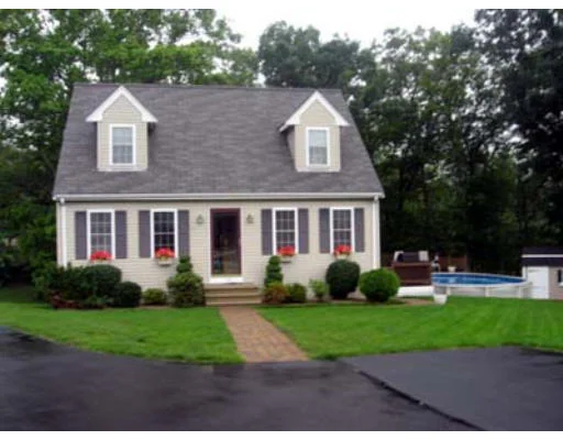 Unit for sale at 106 Cranesbill Road, Taunton, MA 02780