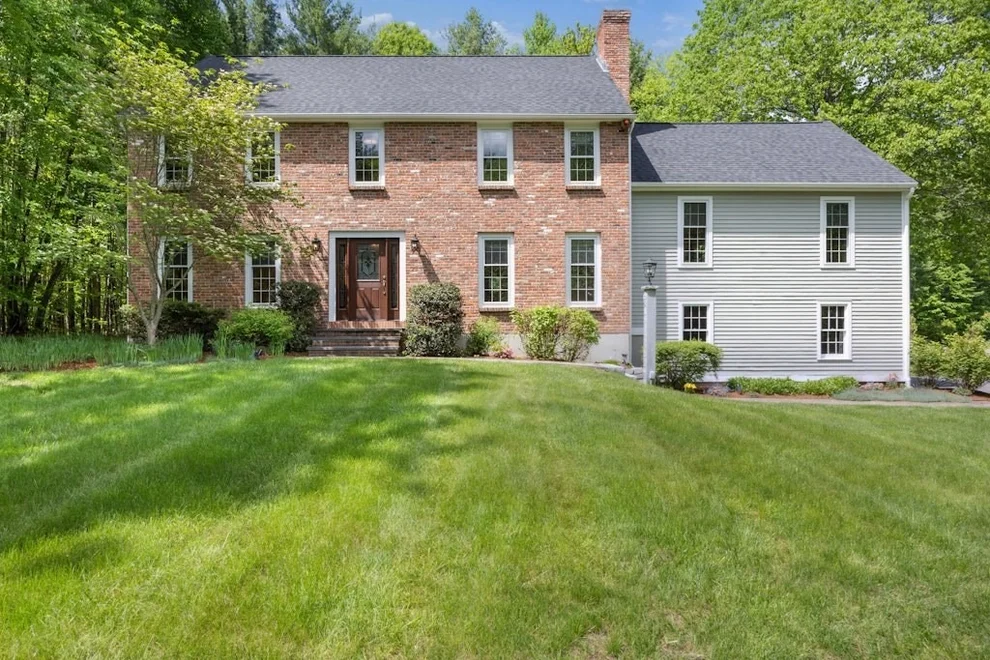 Unit for sale at 30 Woodstone Road, Northborough, MA 01532