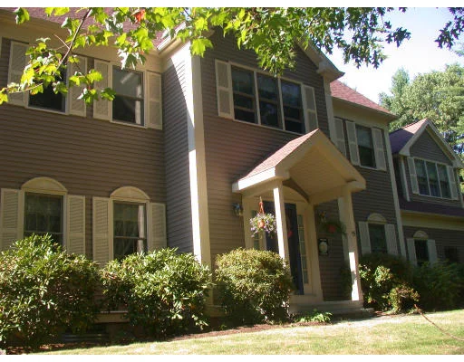 Unit for sale at 15 Amy Ln, Holliston, MA 01746