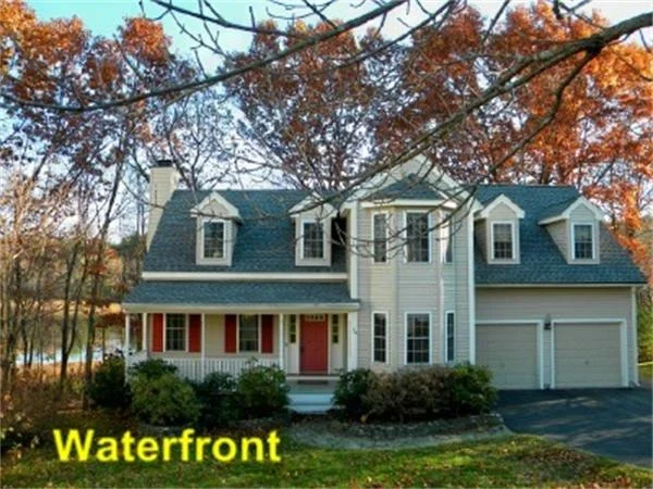 Unit for sale at 20 Taft Ave, Maynard, MA 01754