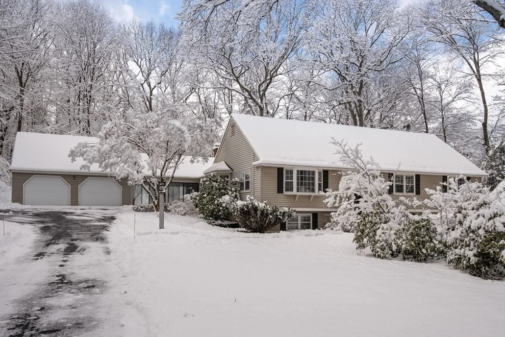 Unit for sale at 14 Turner Ridge Rd, Marlborough, MA 01752