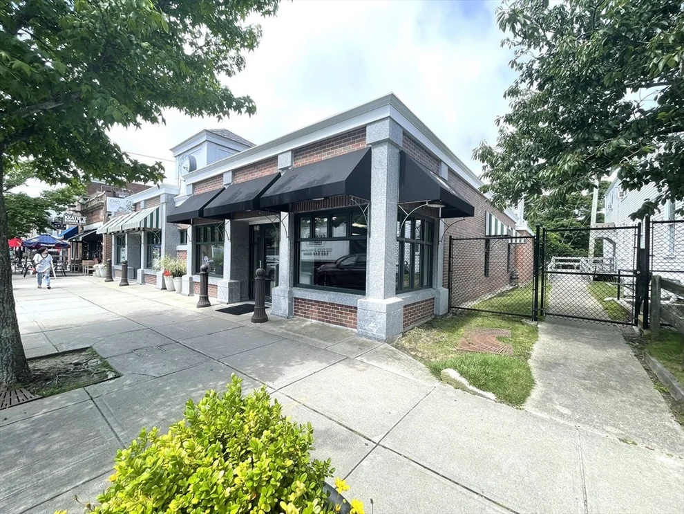 Unit for sale at 328 Main St, Barnstable, MA 02601