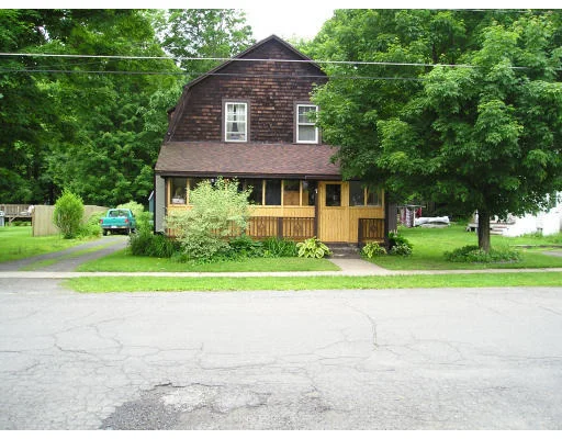 Unit for sale at 7 Maple Street, Chester, MA 01011