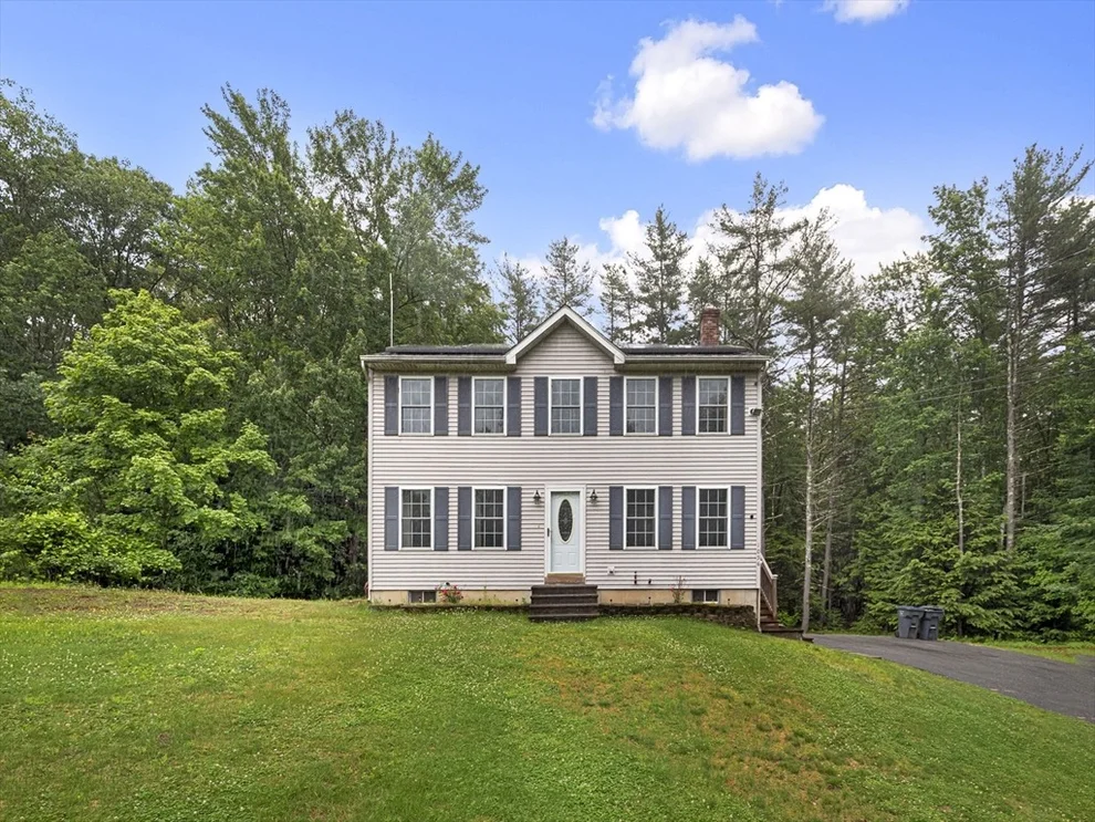 Unit for sale at 1056 Alger St, Winchendon, MA 01475