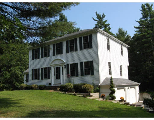 Unit for sale at 73 Higgins Rd, Kingston, MA 02364
