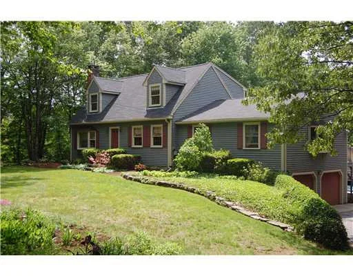 Unit for sale at 160 West Wrentham Rd, Cumberland, RI 02864