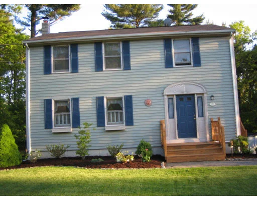 Unit for sale at 816 Mohawk Dr, Fall River, MA 02722