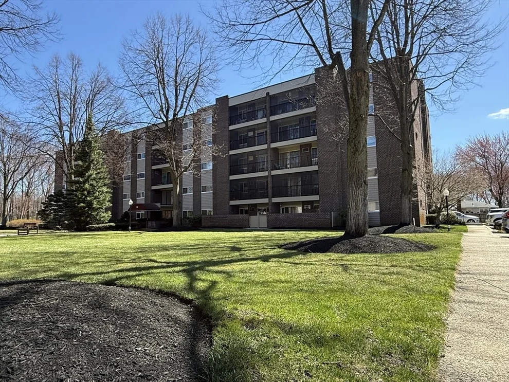 Unit for sale at 66 Main St, Stoneham, MA 02180