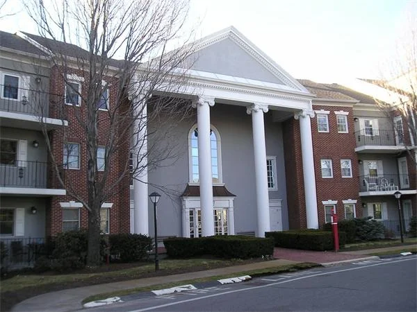 Unit for sale at 50 Freedom Hollow, Salem, MA 01970