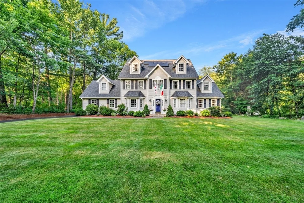 Unit for sale at 158 Forest St, North Andover, MA 01845