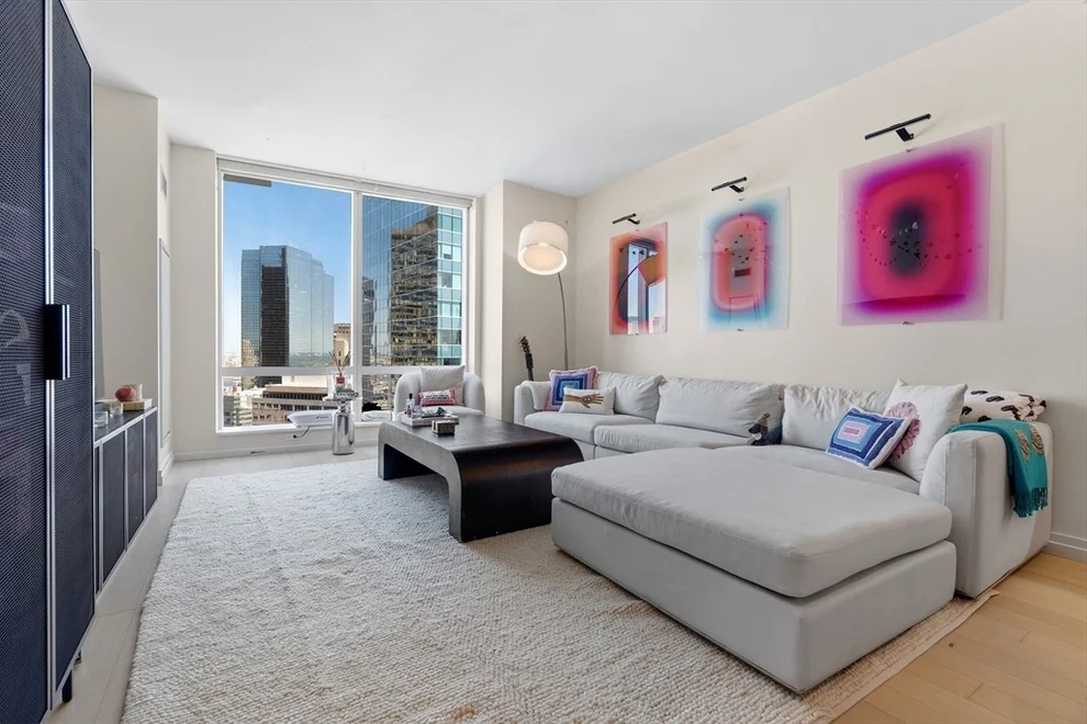 Unit for sale at 1 Franklin St, Boston, MA 02110