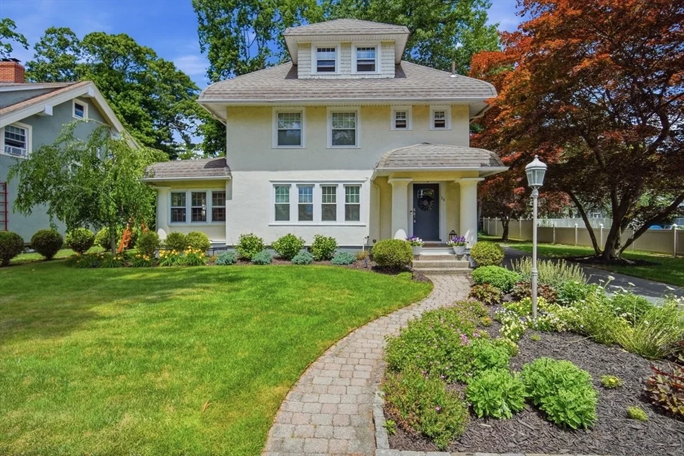 Unit for sale at 26 Hazelwood Ave, Longmeadow, MA 01106