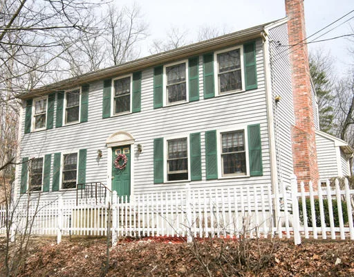 Unit for sale at 10 Hemlock Rd, Wrentham, MA 02093