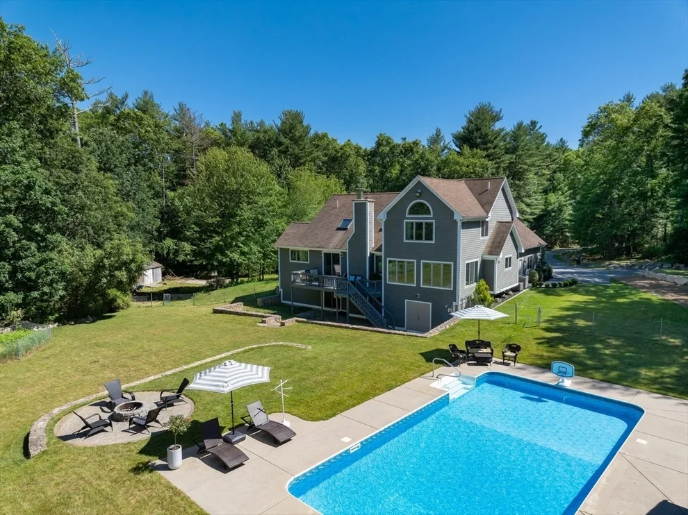 Unit for sale at 28 Gammons Rd, Acushnet, MA 02743
