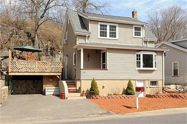Unit for sale at 108 Hamilton St, Saugus, MA 01906
