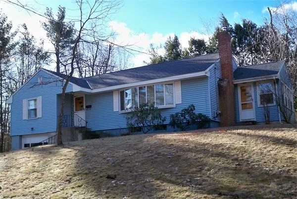 Unit for sale at 891 Pleasantstreet, Paxton, MA 01612
