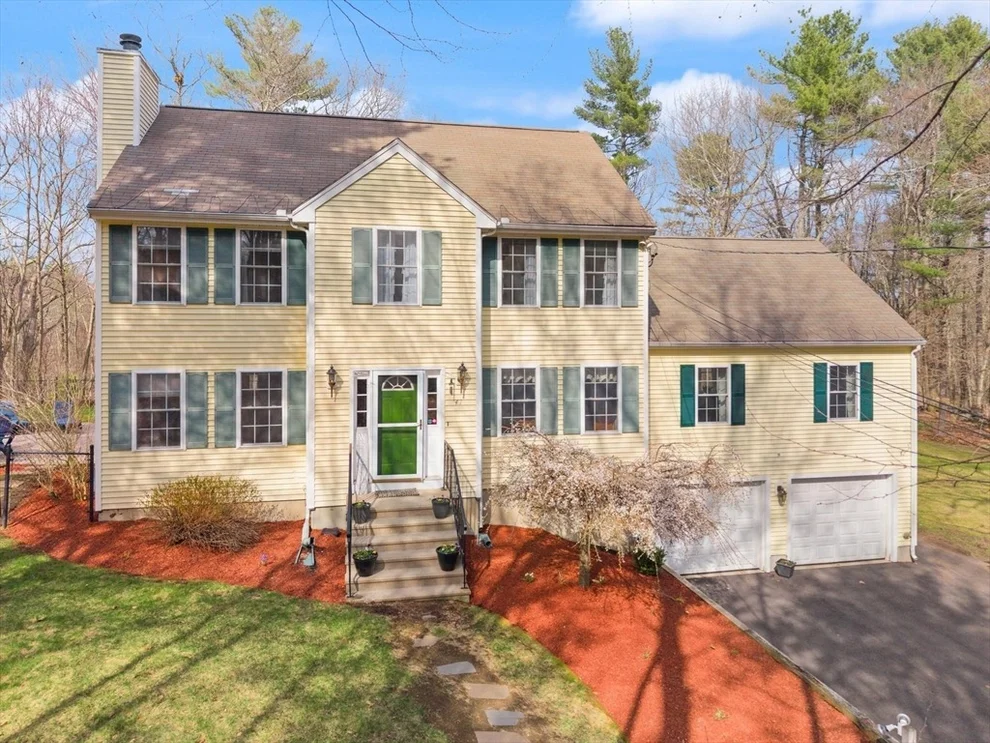 Unit for sale at 41 Chestnut Rd, Tyngsborough, MA 01879