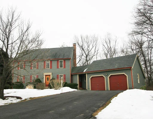 Unit for sale at 7 Beaverbrook Ln, Walpole, MA 02081