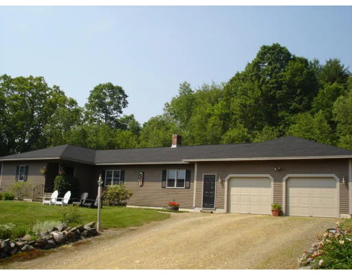 Unit for sale at 1140 South Street, Barre, MA 01005