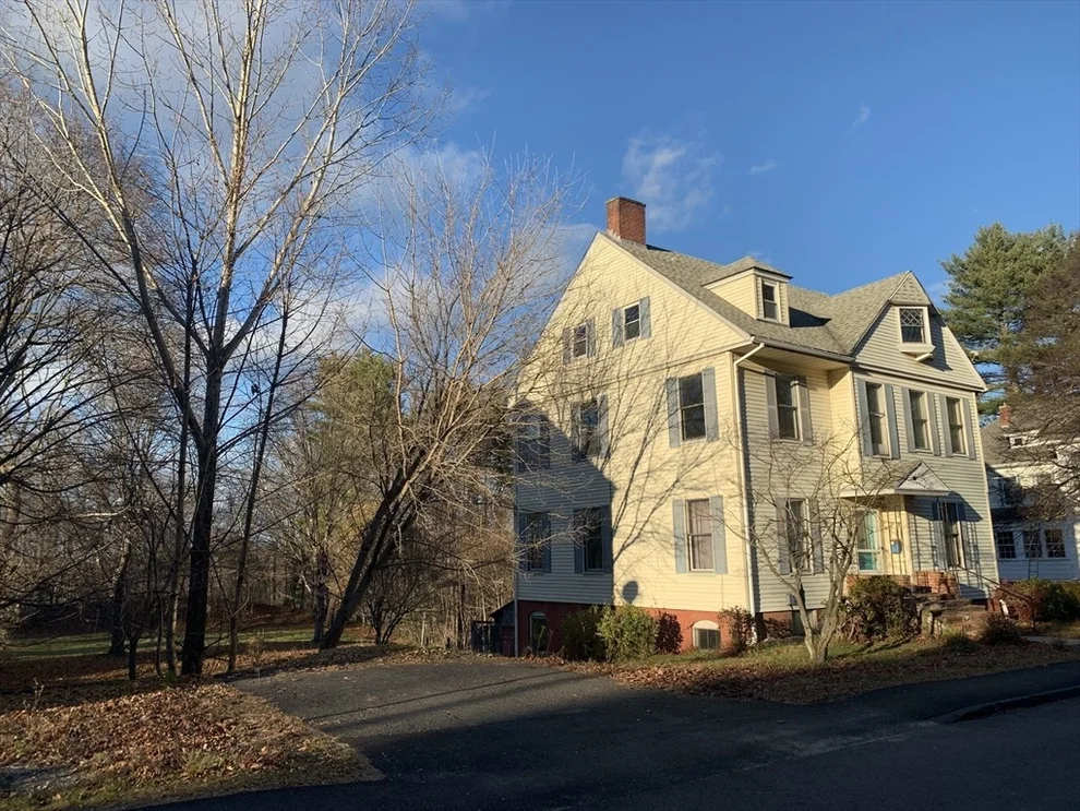 Unit for sale at 72 Green Street, Athol, MA 01331