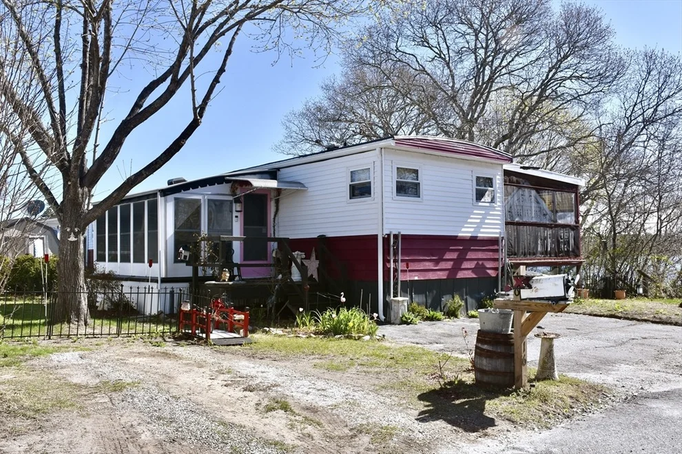 Unit for sale at 16 Francis St, Wareham, MA 02538