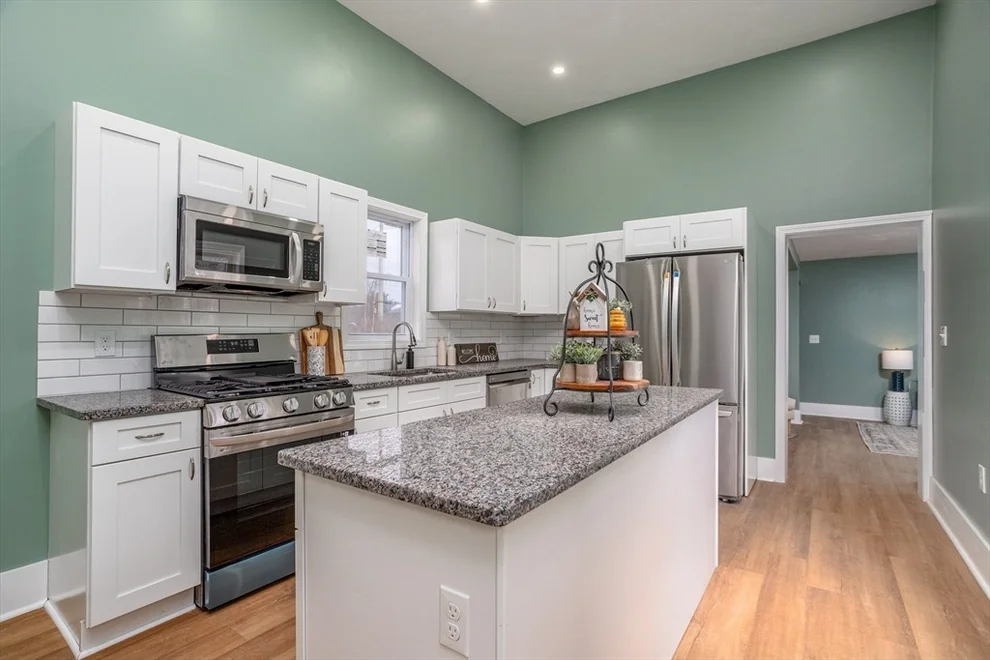 Unit for sale at 2832 N Main St, Lancaster, MA 01523