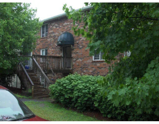 Unit for sale at 71 Edgeworth St, Worcester, MA 01605