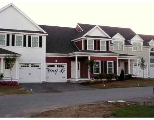 Unit for sale at 87 Meetinghouse Road, Norfolk, MA 02056