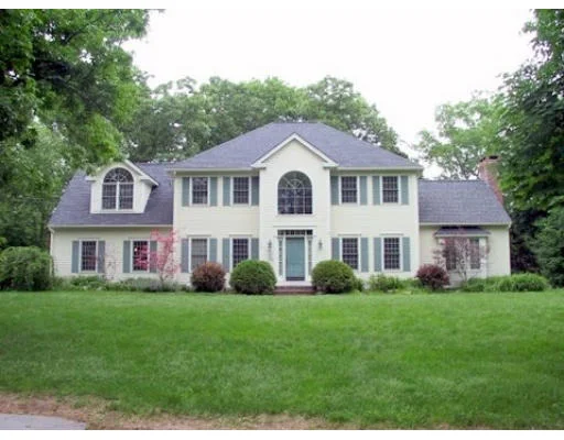 Unit for sale at 52 Wood Ln, Acton, MA 01720