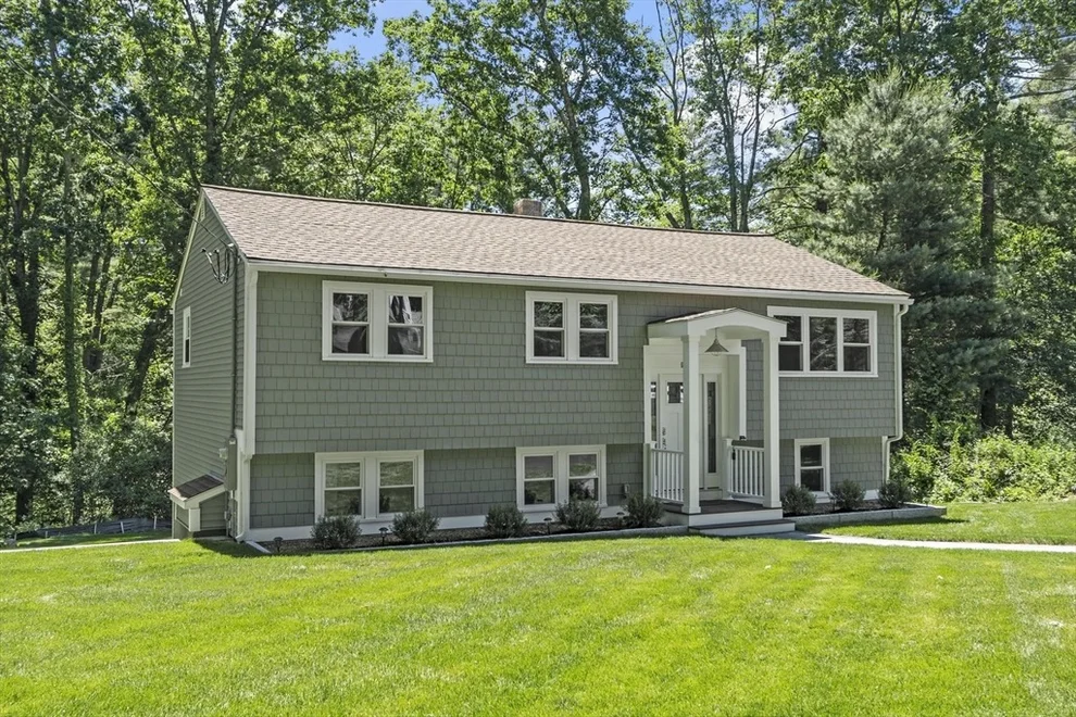 Unit for sale at 62 Queensland Rd, Billerica, MA 01821