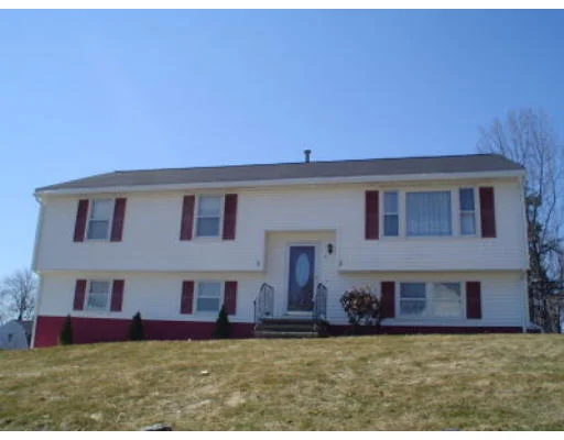 Unit for sale at 4 Newbridge Road, Lowell, MA 01854