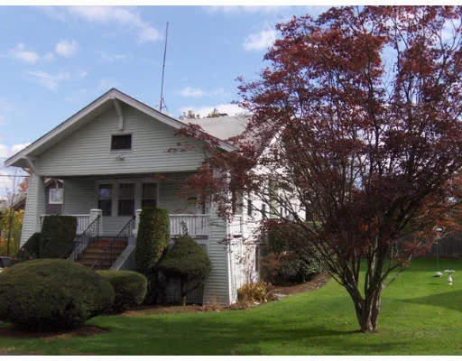 Unit for sale at 4 Bowker St., Lexington, MA 02421