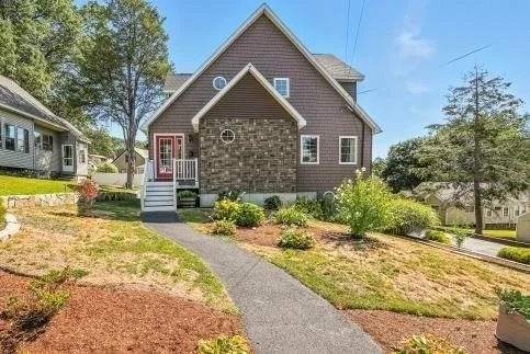 Unit for sale at 8 Shirley St, Auburn, MA 01501
