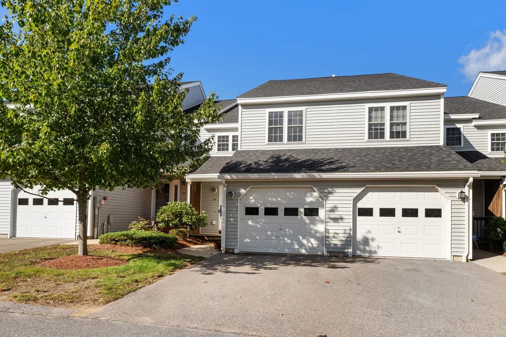 Unit for sale at 95 Green Briar Rd, Fitchburg, MA 01420