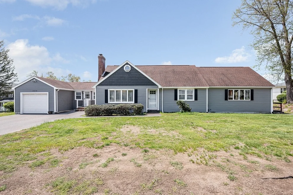 Unit for sale at 1470 Varnum Ave, Lowell, MA 01854