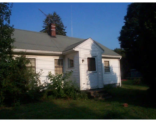 Unit for sale at 263 Pleasant St, Hanover, MA 02339