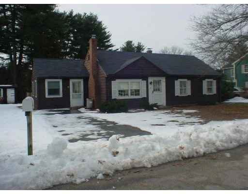 Unit for sale at 10 Oakdale Road, Canton, MA 02021