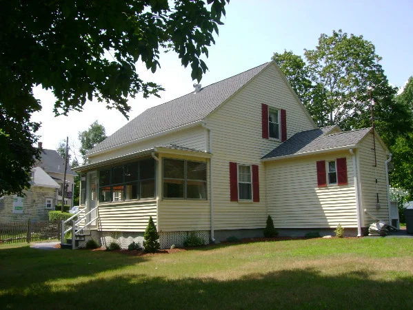 Unit for sale at 21 Wall St., Uxbridge, MA 01569