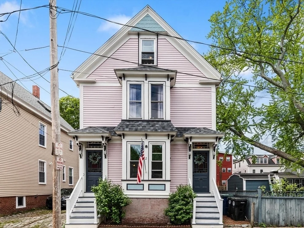 Unit for sale at 2 Warner St, Salem, MA 01970